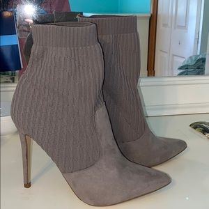 JustFabxJessieJamesDecker sock booties
